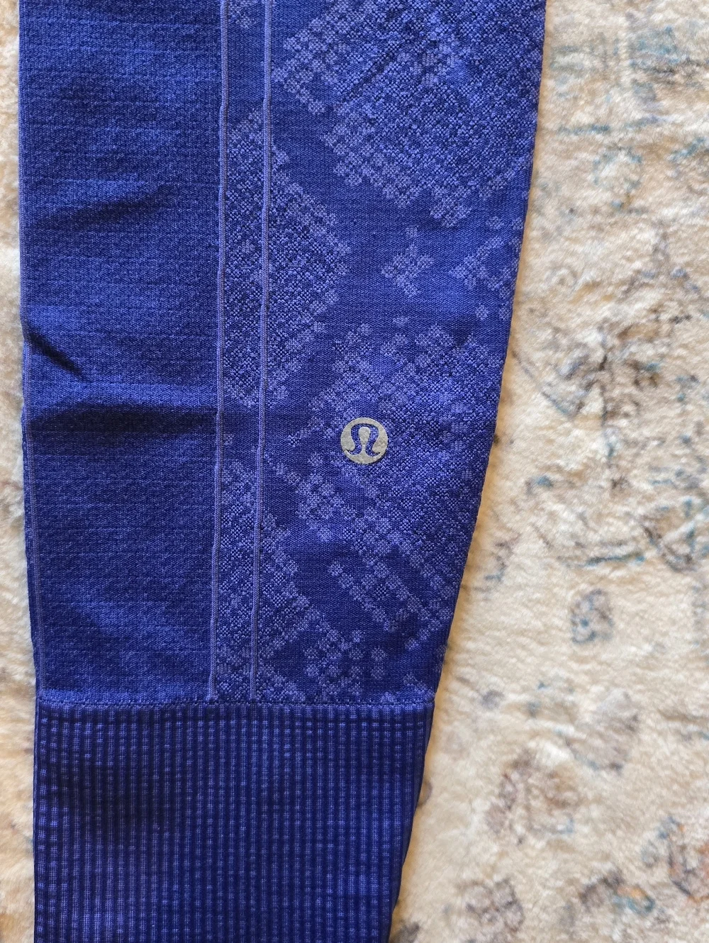 Lululemon Ebb To Street Pant Blue Seamless Leggings Size 2